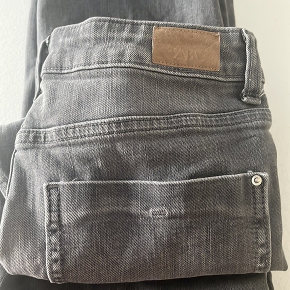 ZARA cropped flare jeans gray raw hem - Picture 5 of 9